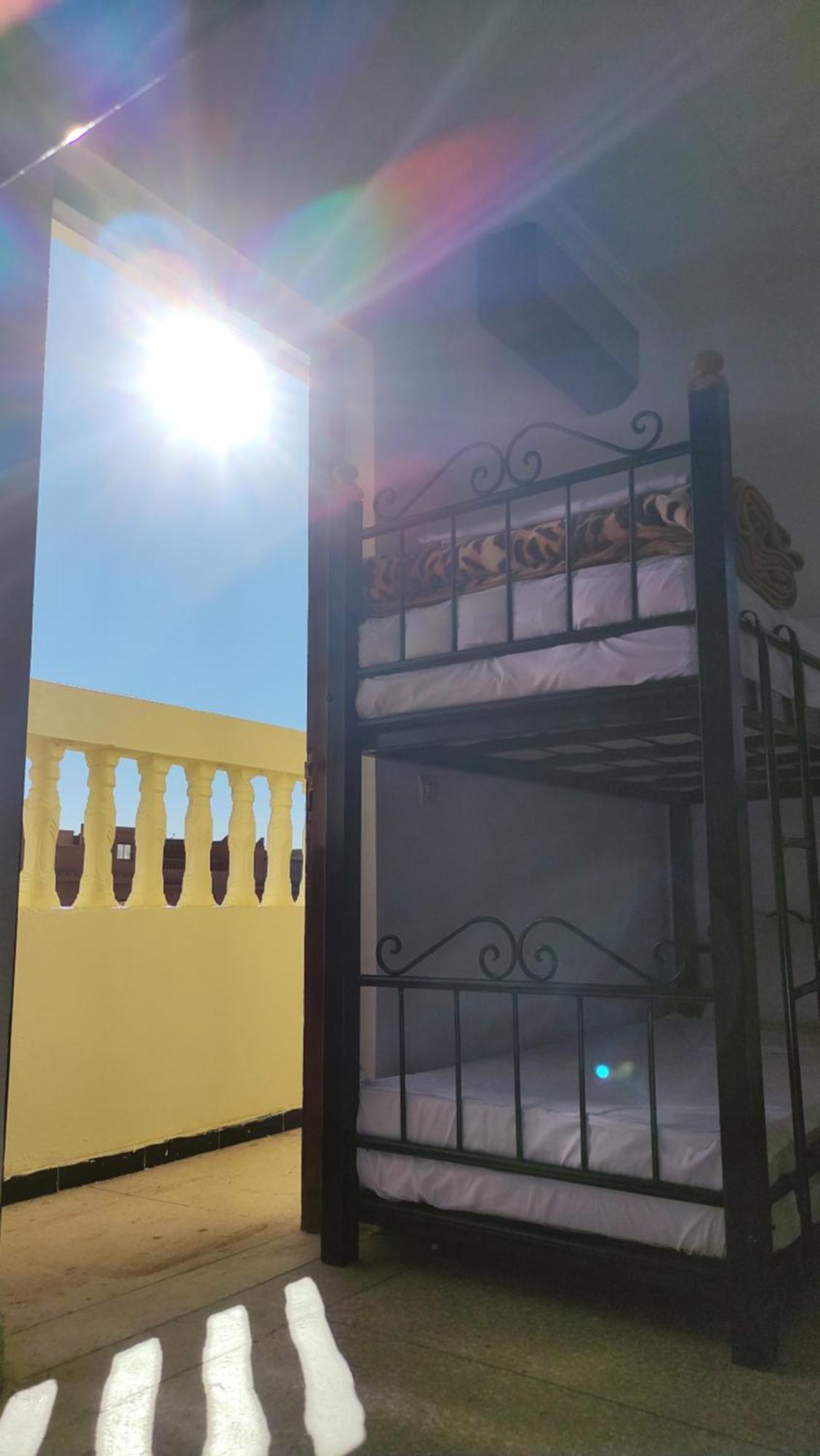 Warzazat Hostel Zewnętrze zdjęcie