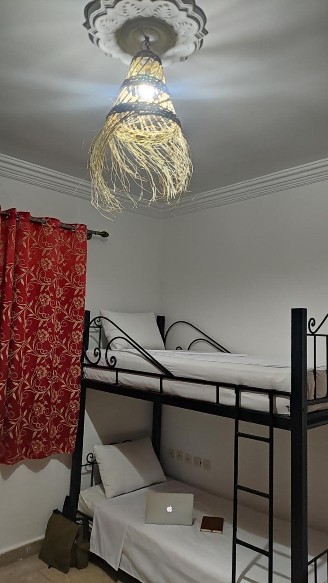 Warzazat Hostel Zewnętrze zdjęcie