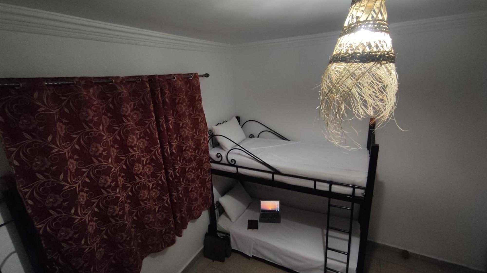 Warzazat Hostel Zewnętrze zdjęcie