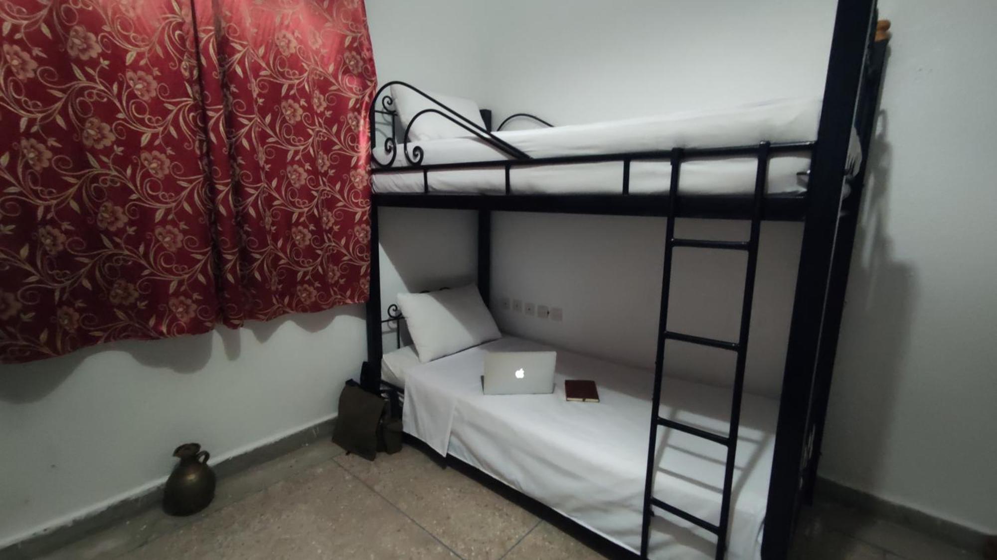 Warzazat Hostel Zewnętrze zdjęcie