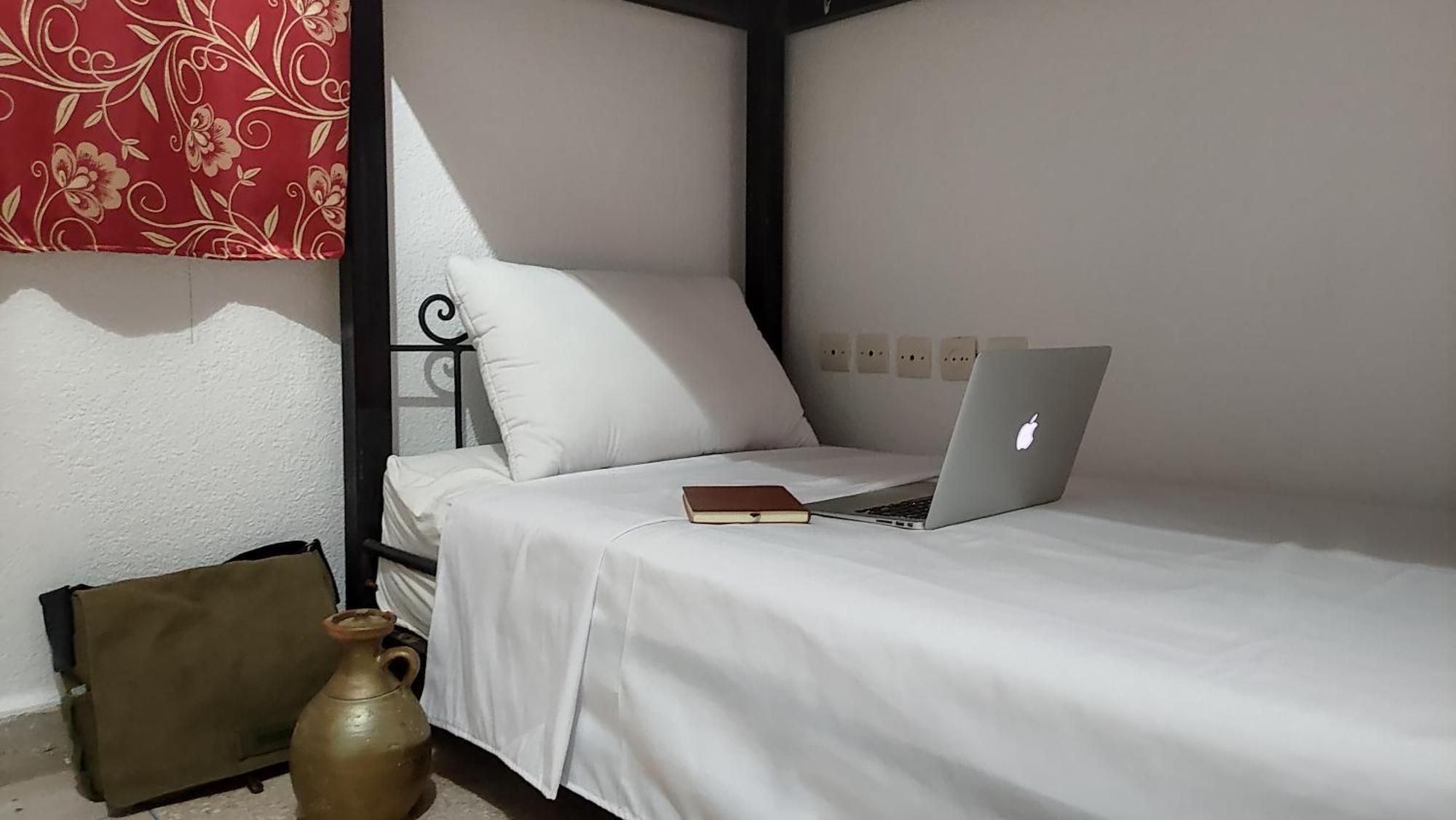 Warzazat Hostel Zewnętrze zdjęcie