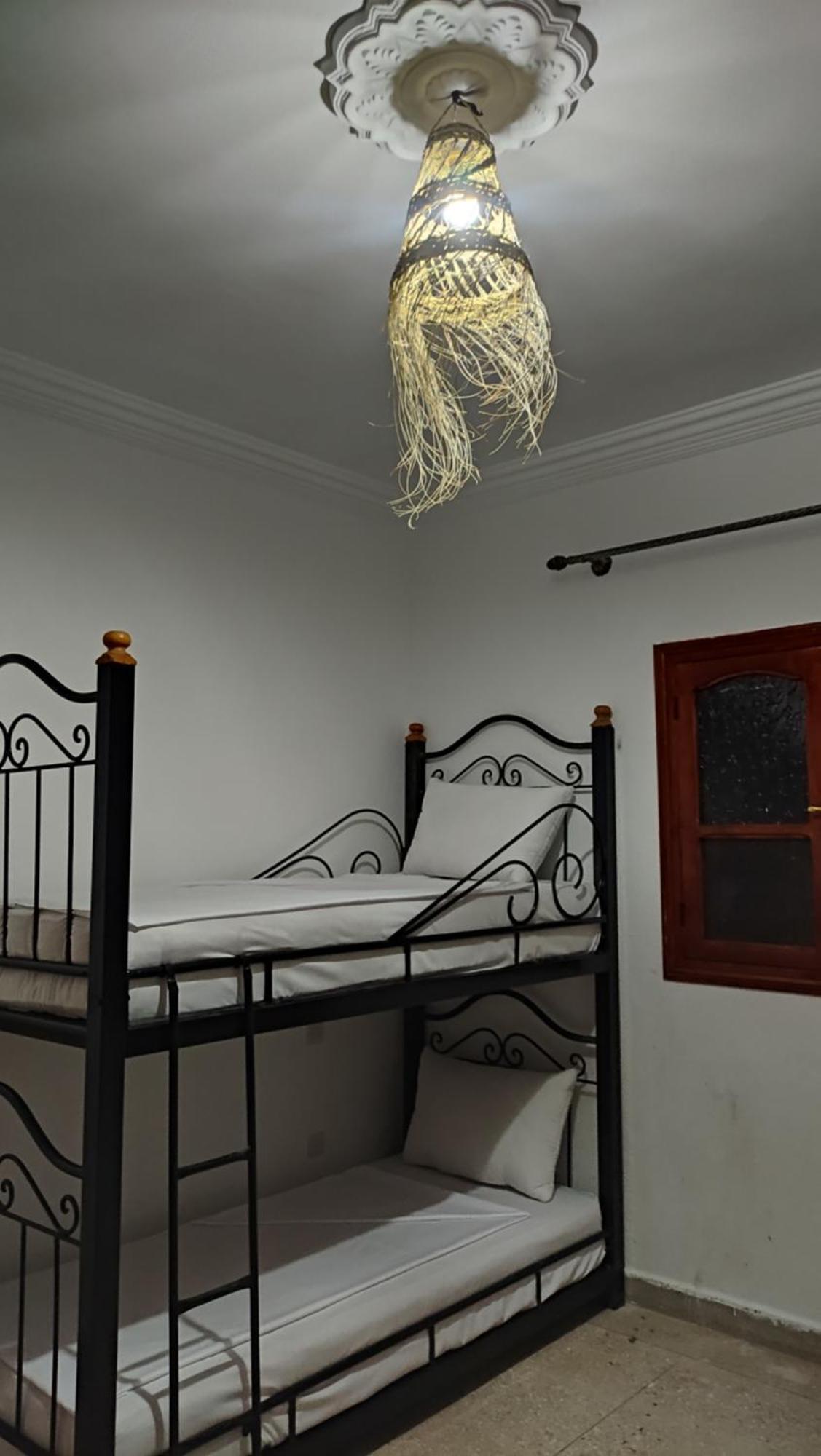 Warzazat Hostel Zewnętrze zdjęcie