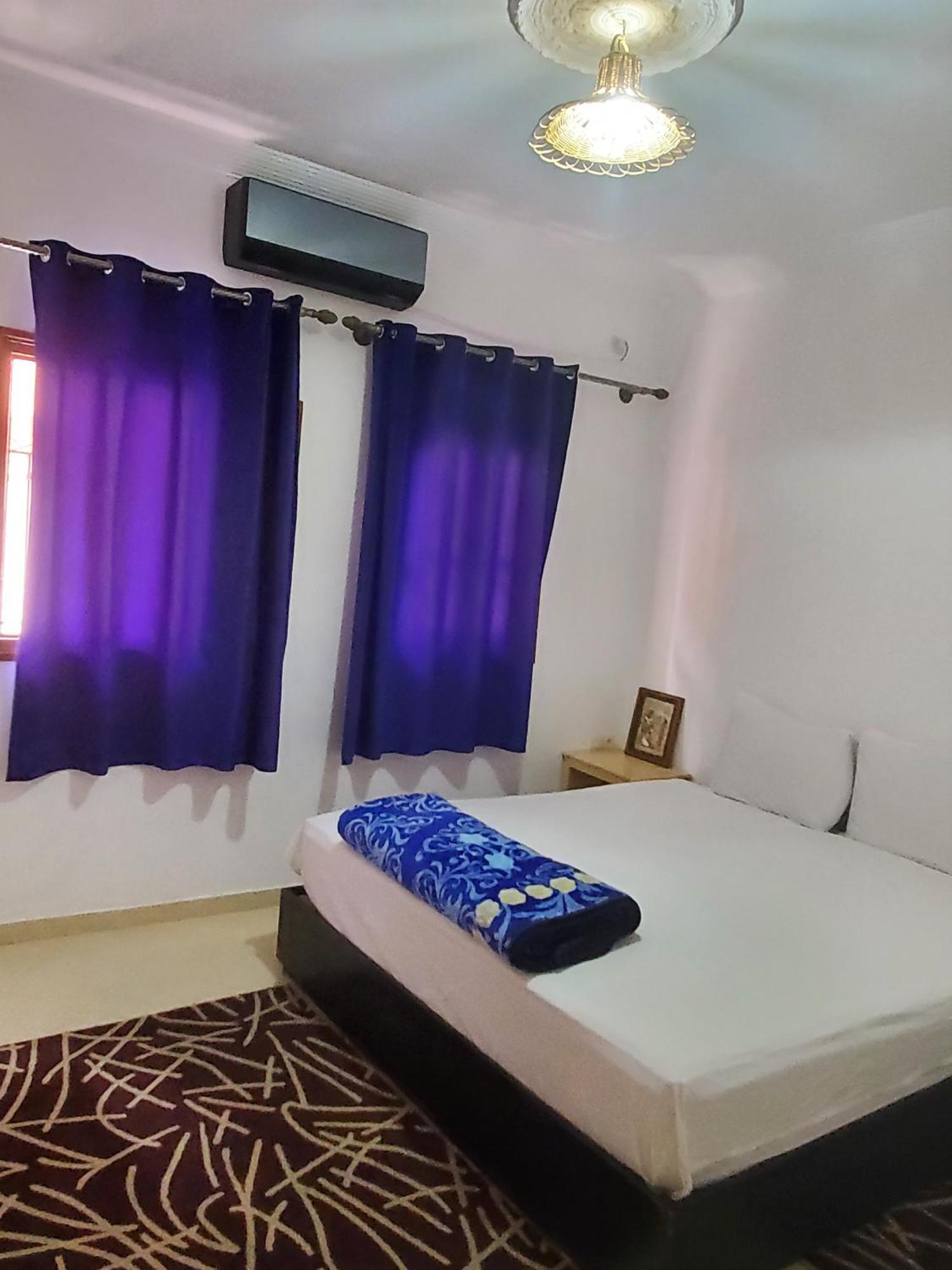 Warzazat Hostel Zewnętrze zdjęcie