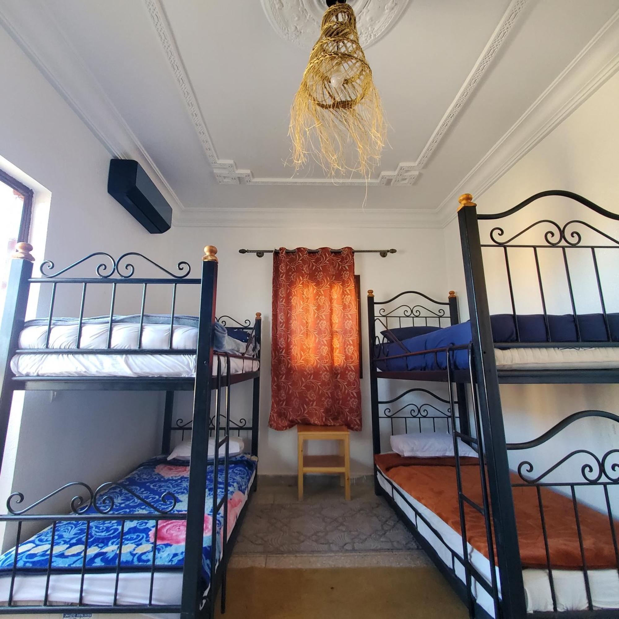 Warzazat Hostel Zewnętrze zdjęcie