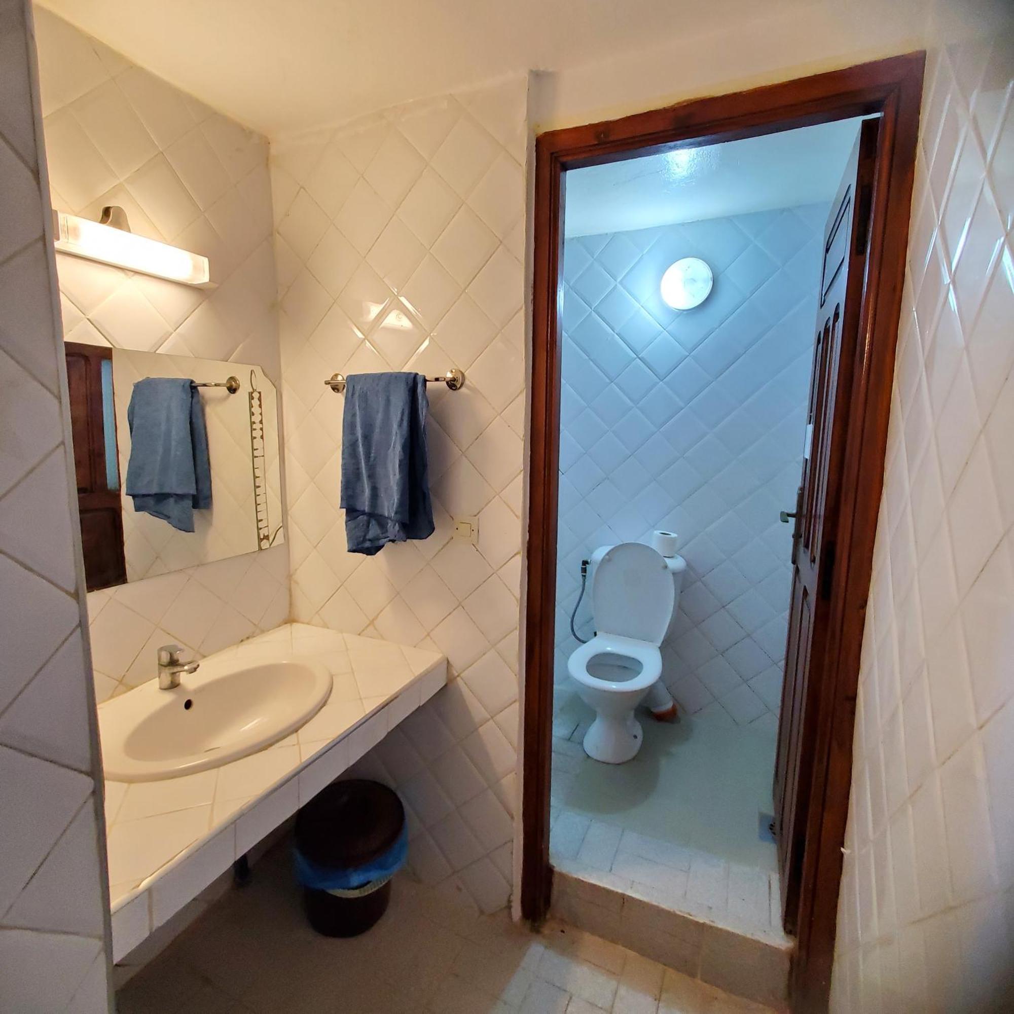 Warzazat Hostel Zewnętrze zdjęcie